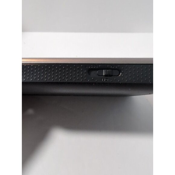 Mio Moov M400 GPS Navigator System Automotive Mountable Untested - Picture 5 of 5